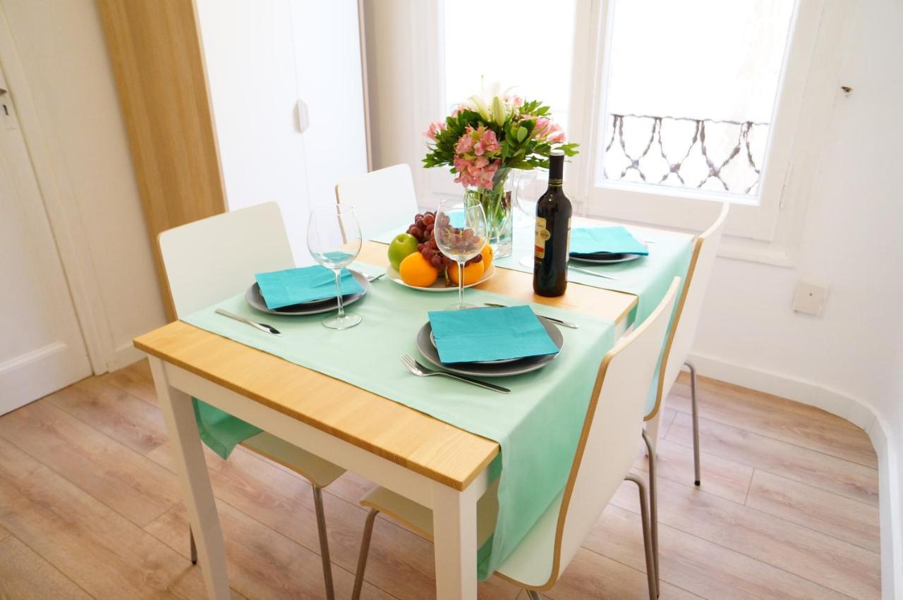 By Paseo De Gracia Rooms Barcelona Bagian luar foto