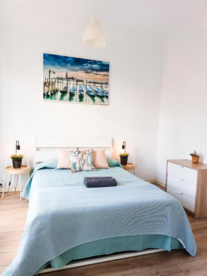 By Paseo De Gracia Rooms Barcelona Bagian luar foto
