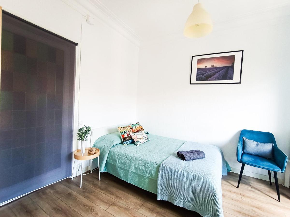 By Paseo De Gracia Rooms Barcelona Bagian luar foto