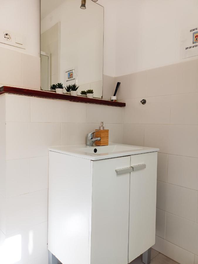 By Paseo De Gracia Rooms Barcelona Bagian luar foto
